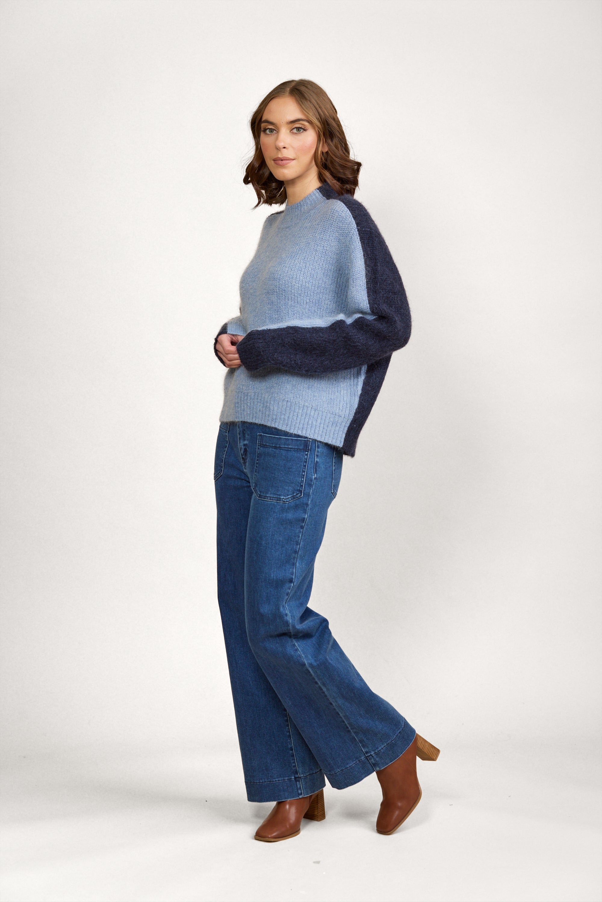 Knewe 2033 Two Tone Sweater | Sky Blue/Ink