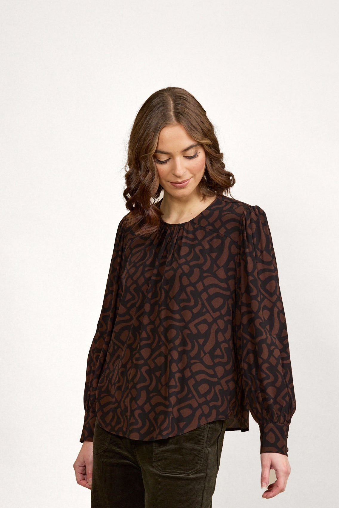 Knewe 5070 Lexie Top | Mocha