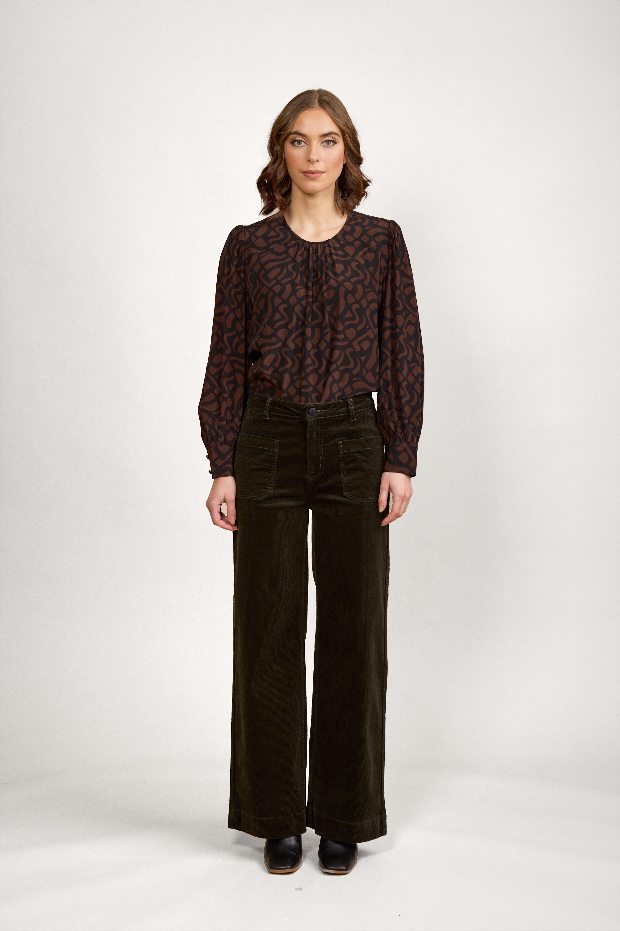Knewe 7089C Roxie Cord | Hunter