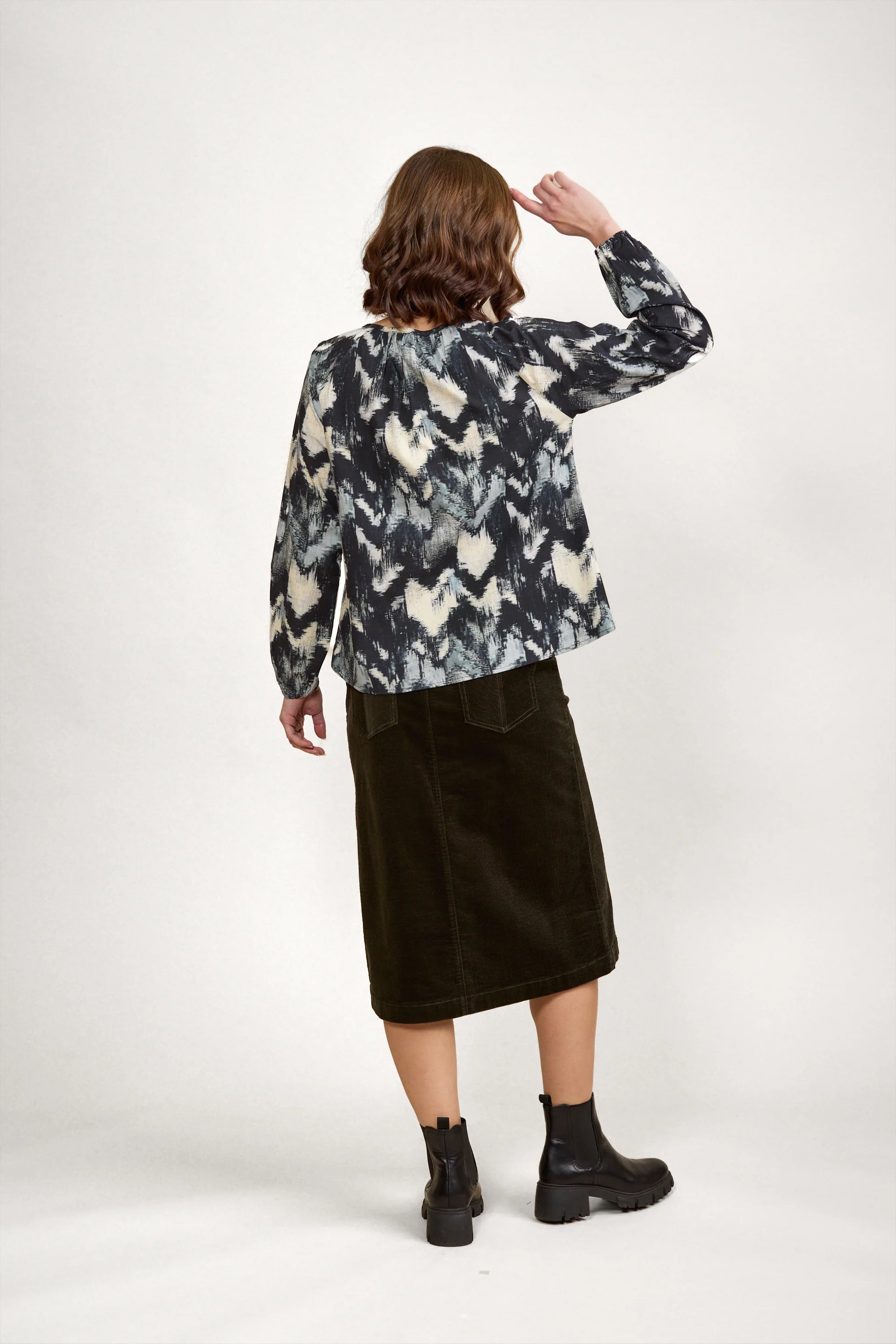 Knewe 5089 Story Top | Saint