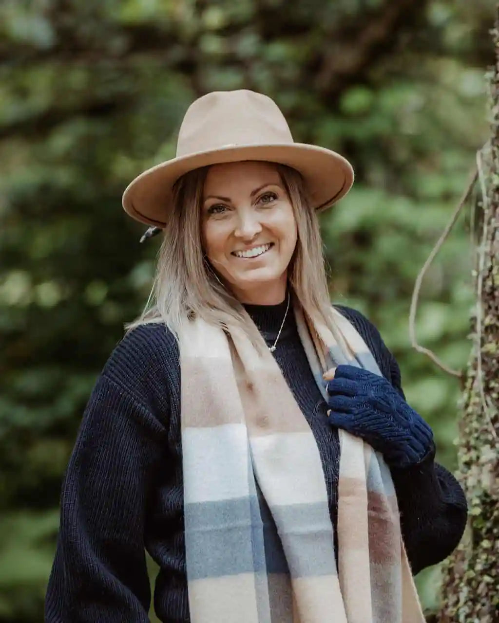 Krista 100% Wool Scarf | Blue Tan