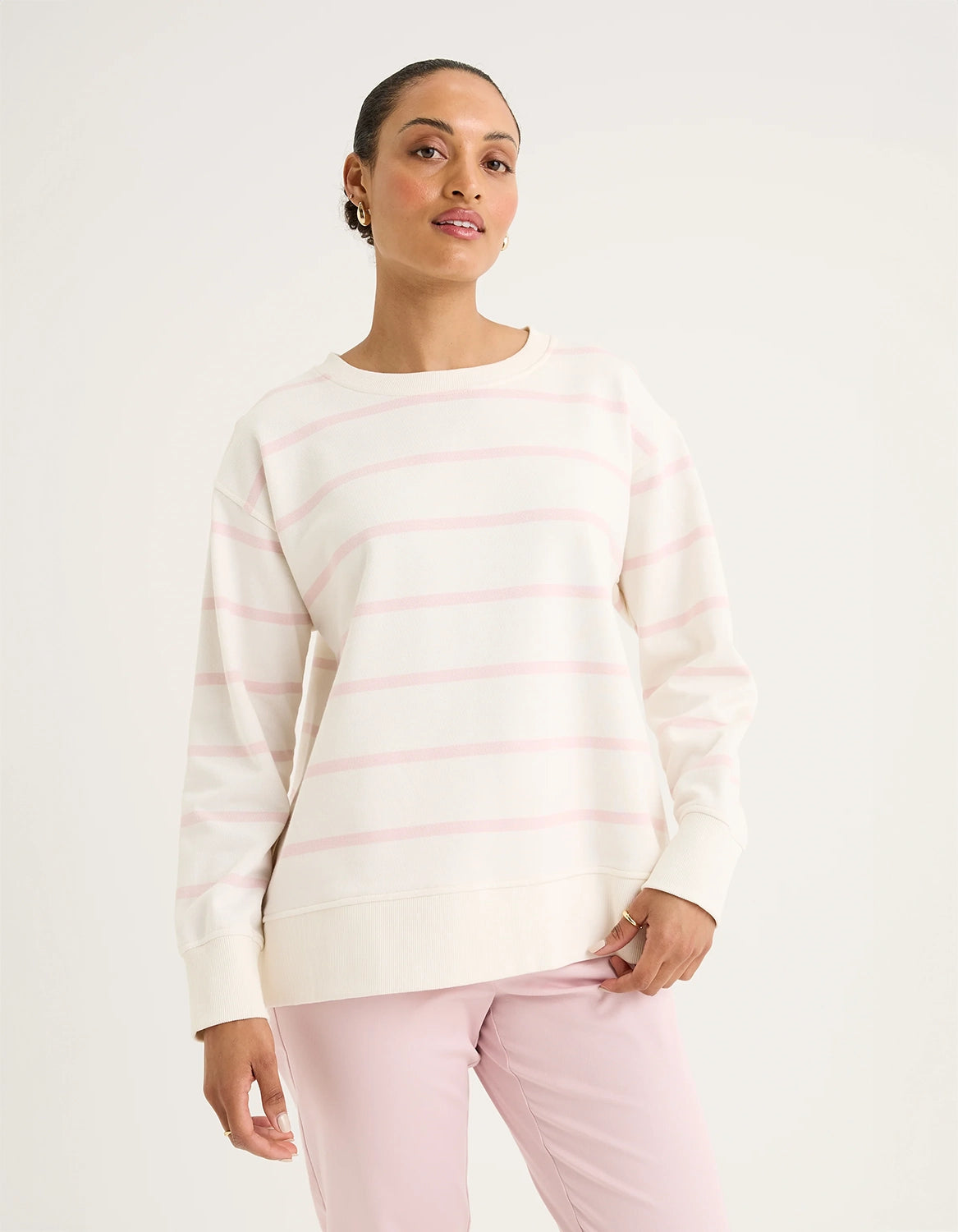 Yarra Trail Infinity Sweat | Ecru/Ice Pink