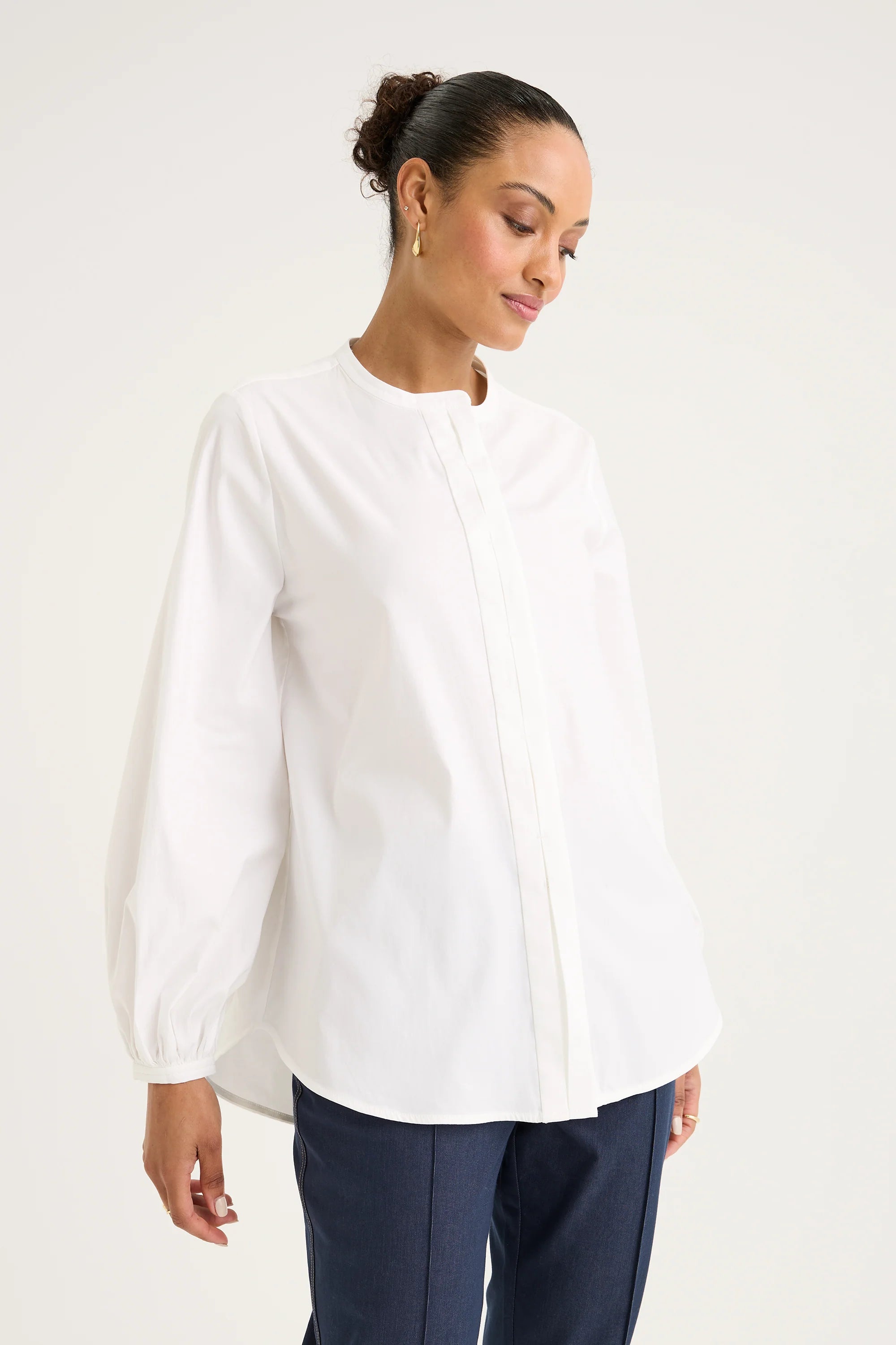 Yarra Trail Mantle Top | White