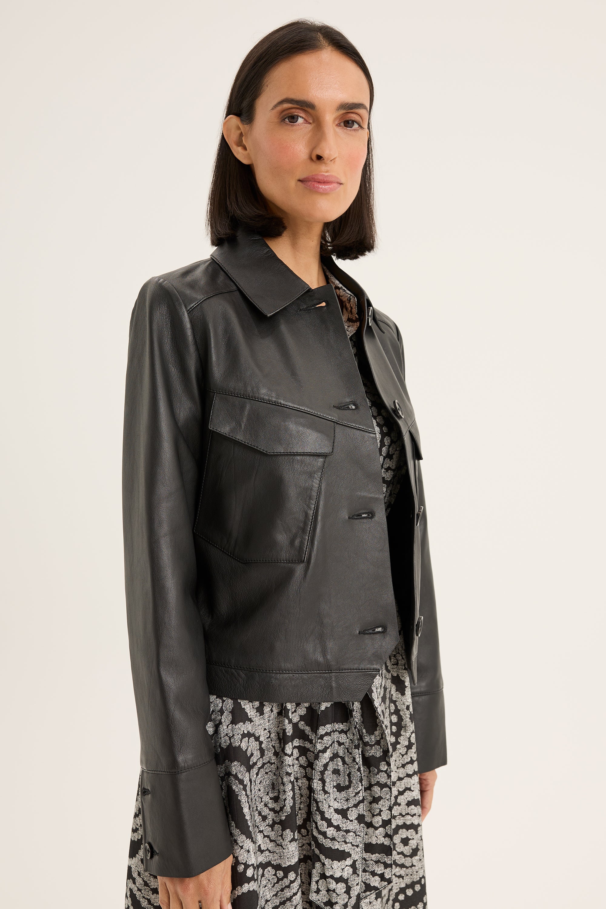 Yarra Trail Raw Hide Jacket | Black