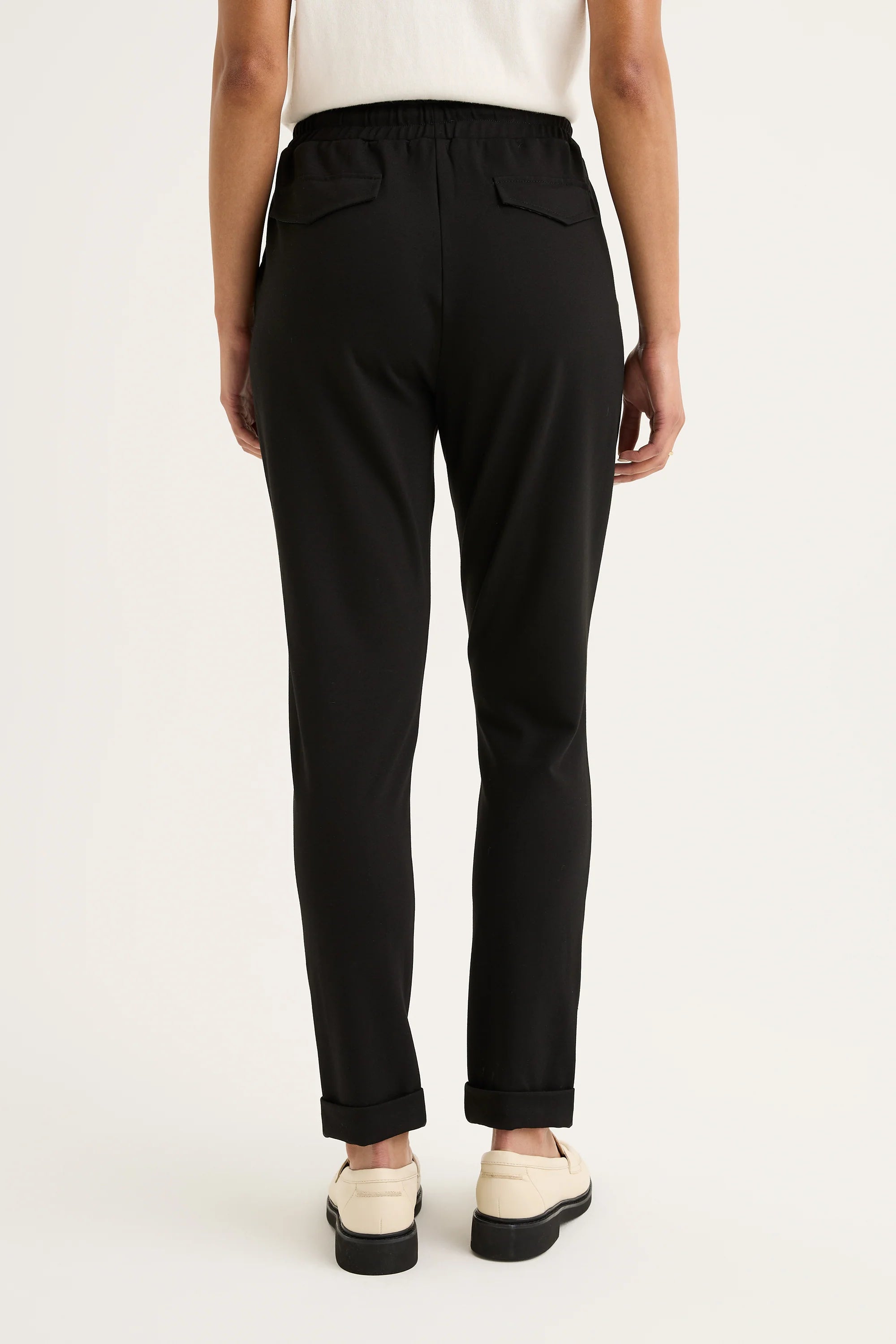 Yarra Trail Vine Jogger | Black