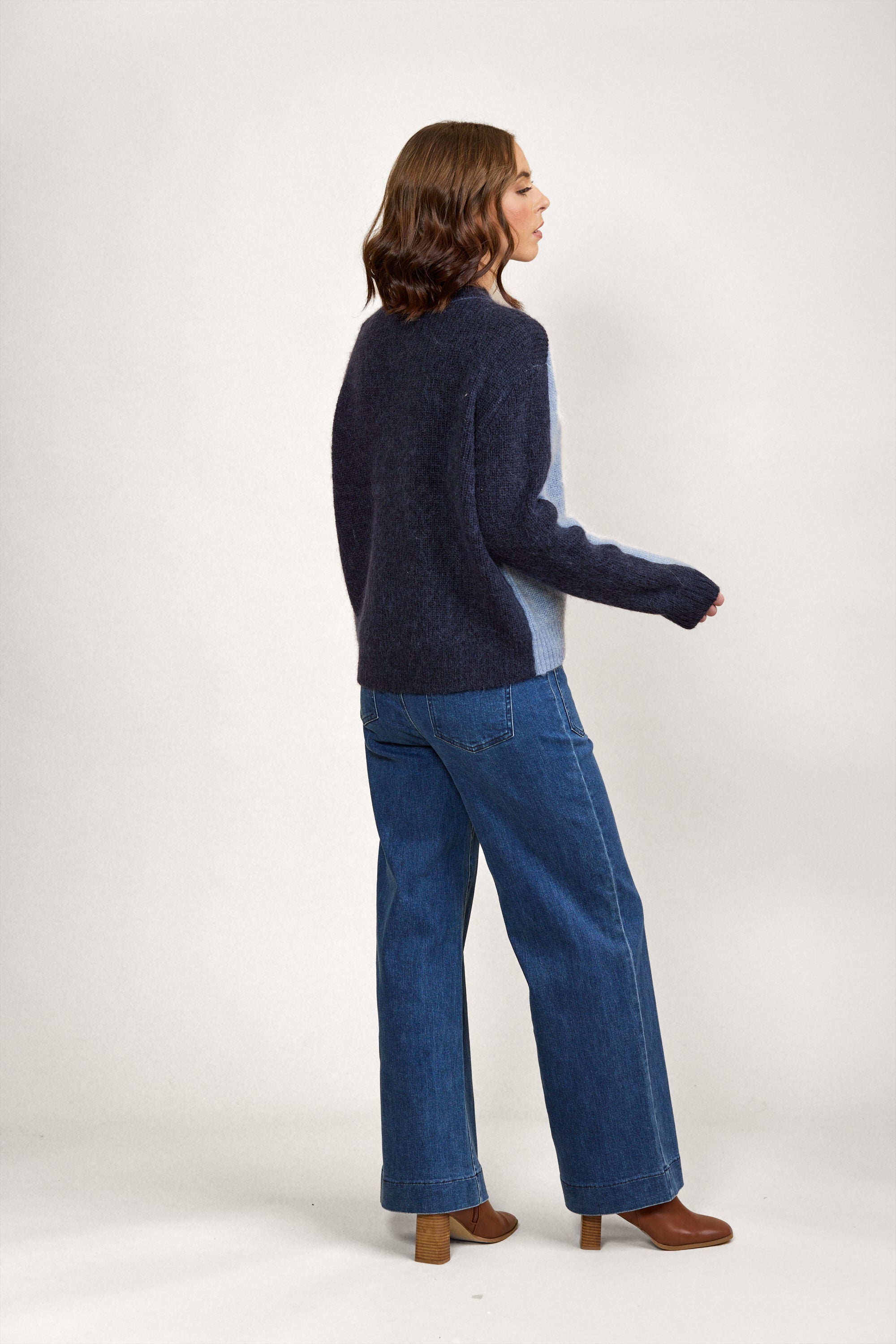 Knewe 2033 Two Tone Sweater | Sky Blue/Ink