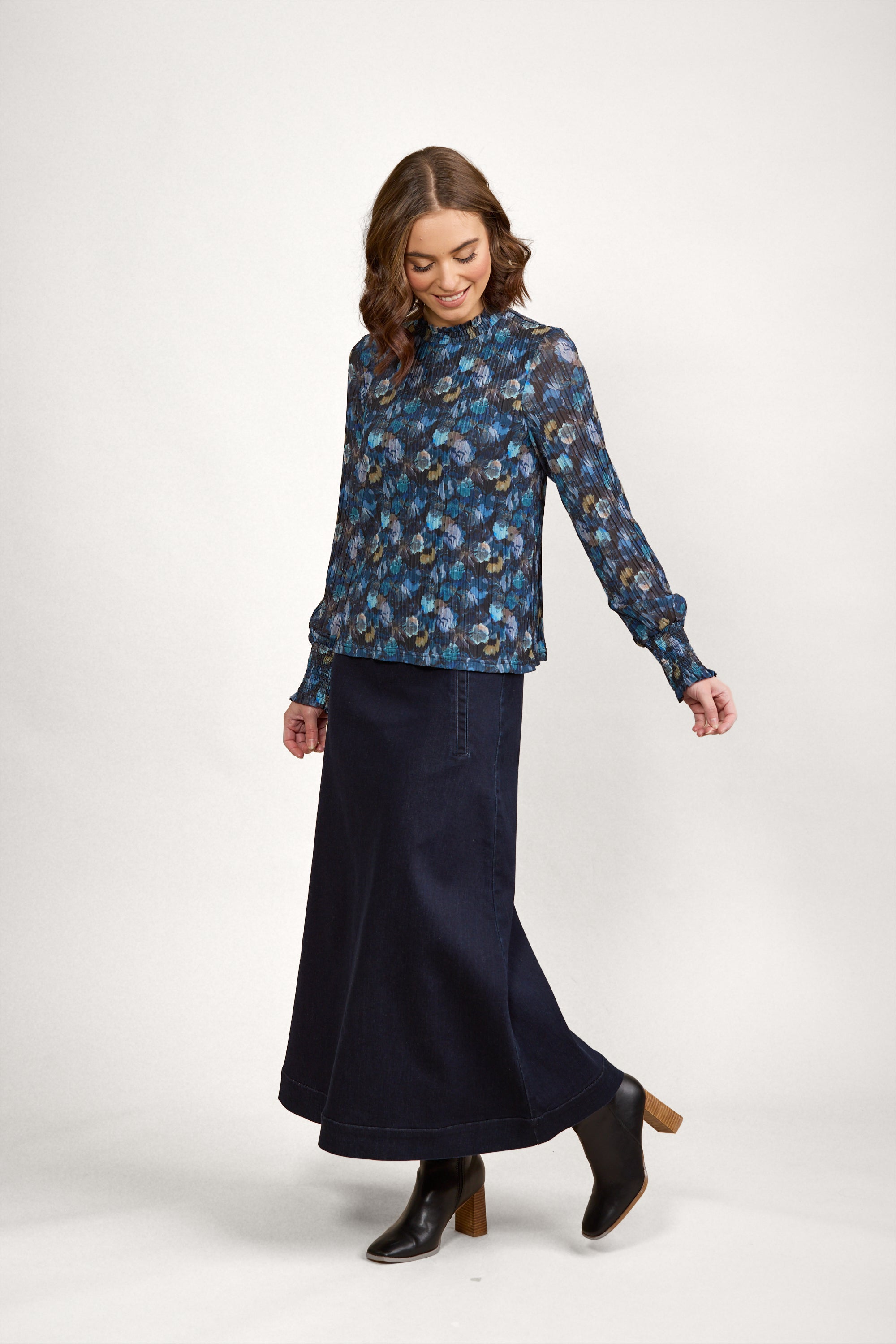Knewe 3047 Zimi Top | Storm
