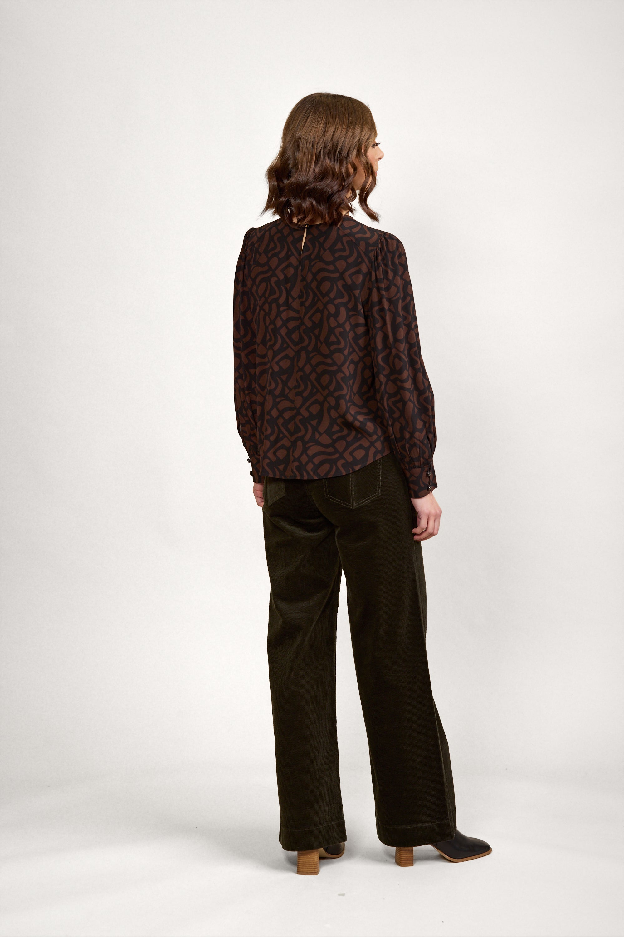 Knewe 5070 Lexie Top | Mocha