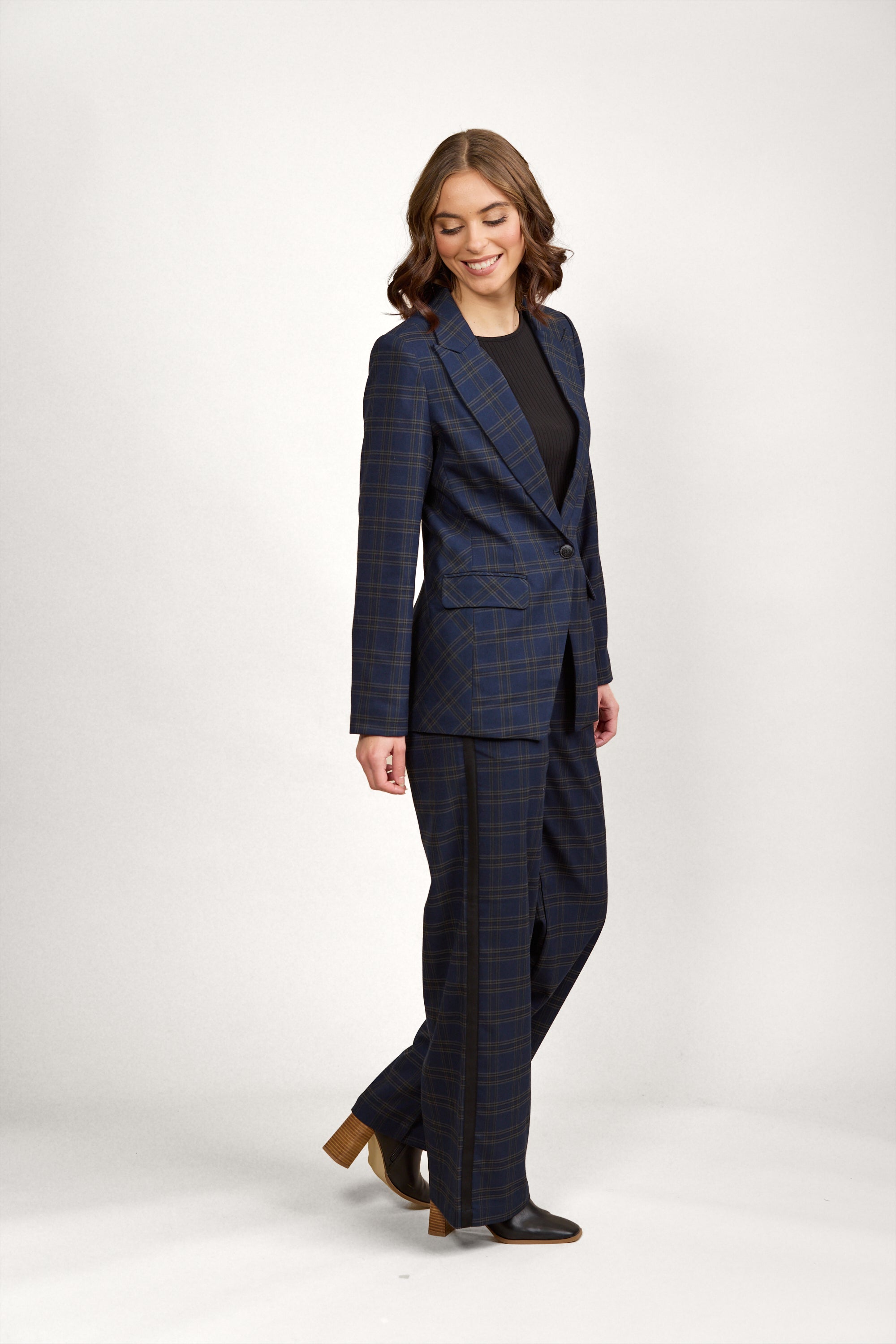 Knewe 6009A Como Blazer | Indie Check