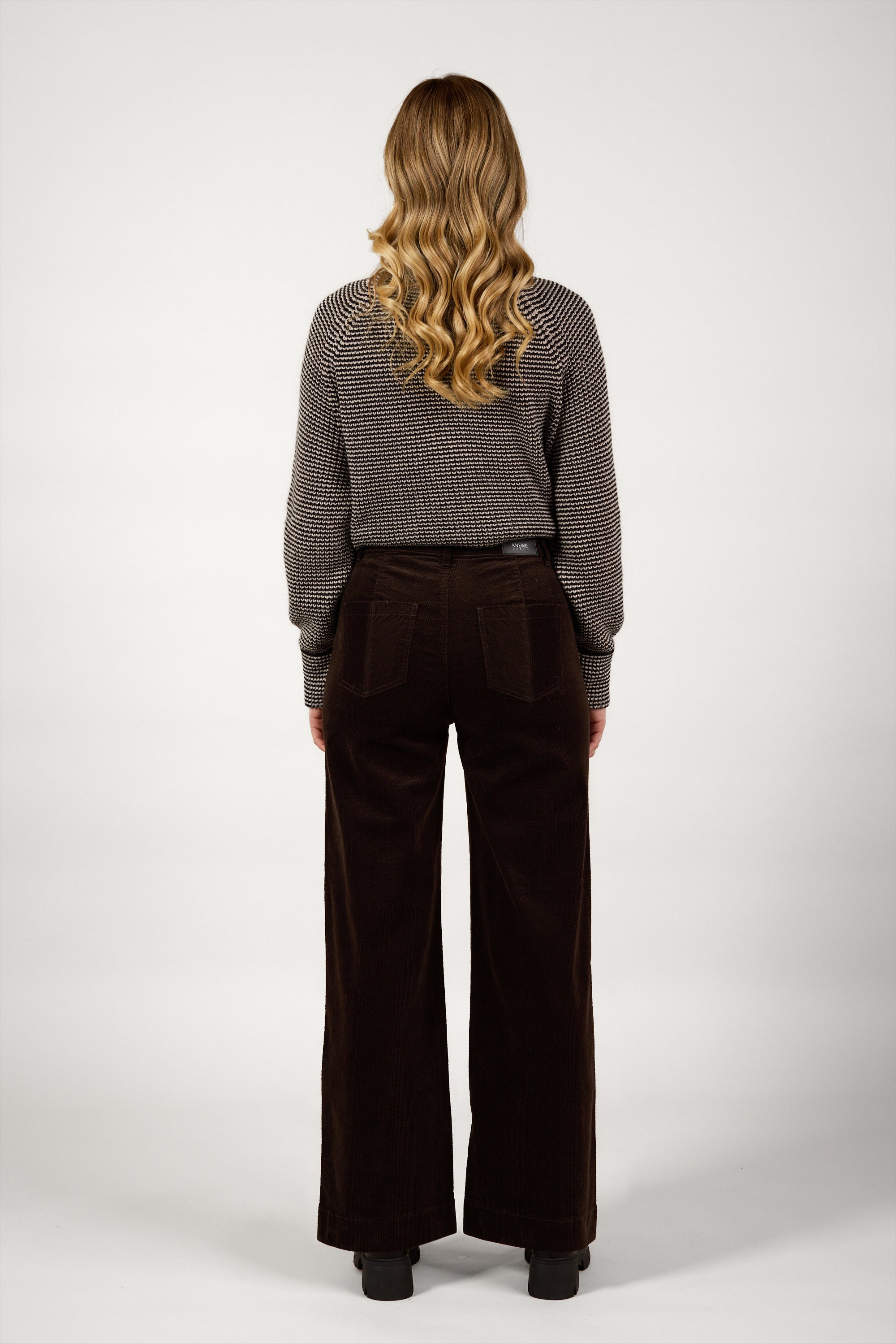 Knewe 7089C Roxie Cord | Soot