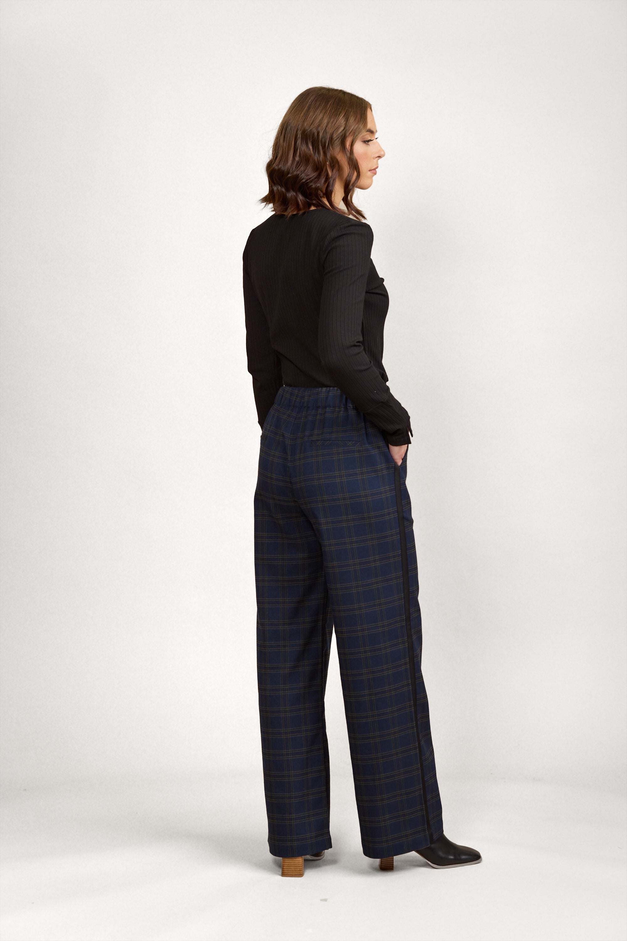 Knewe 7104 Como Wide Pant | Indie Check