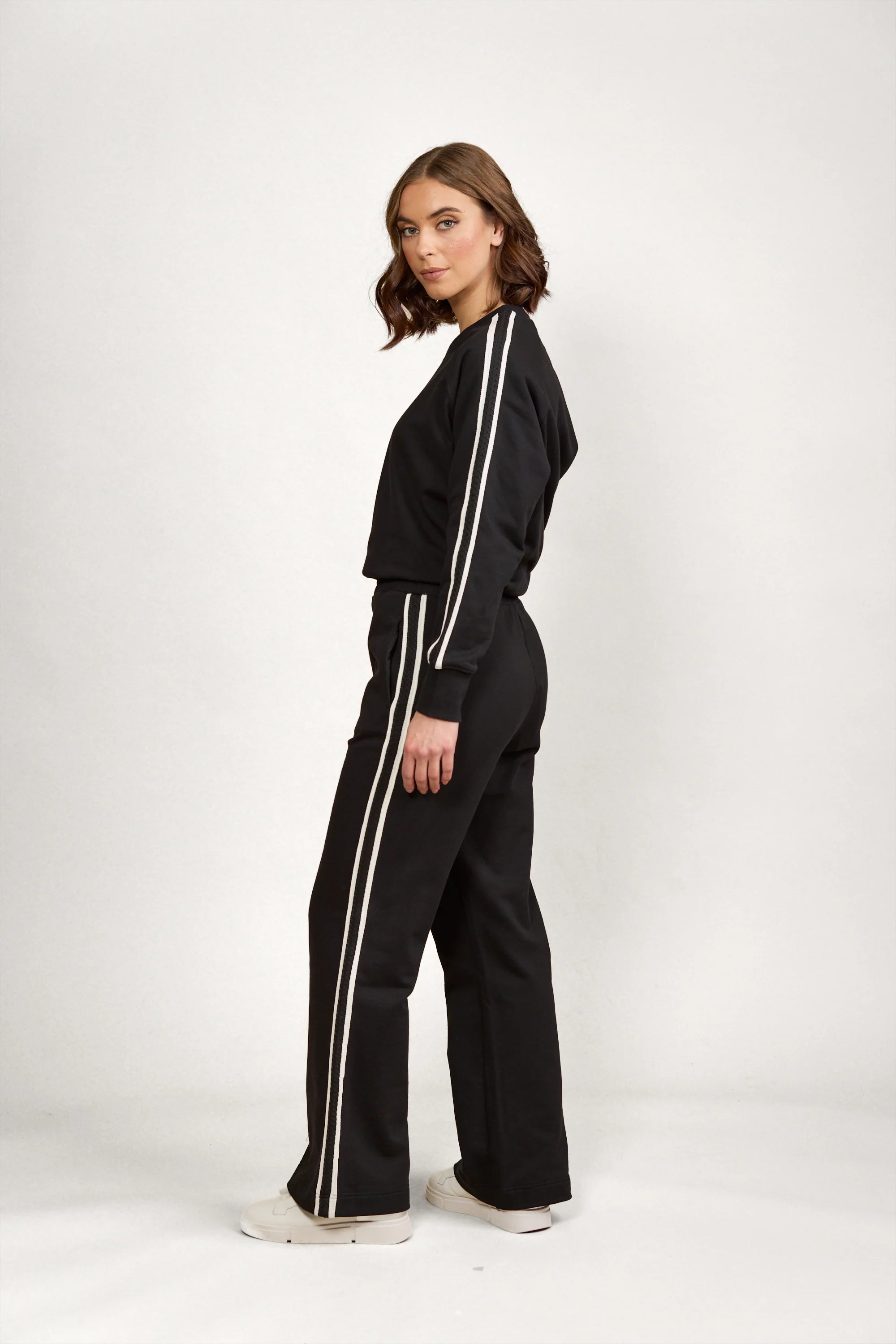 Knewe 7101 Rebel Wide Leg | Black