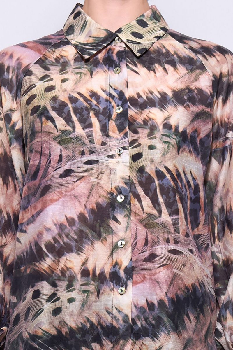 Neris Fly Girl Shirt | Feathers