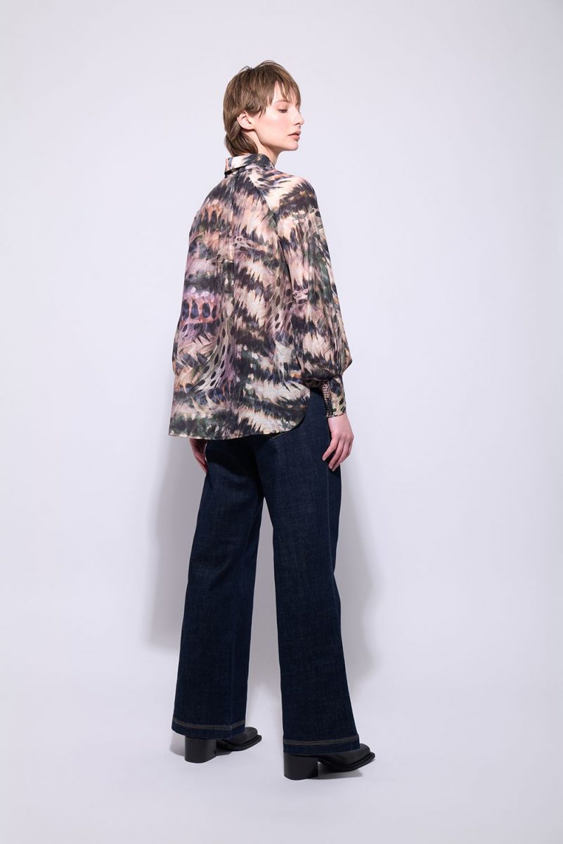 Neris Fly Girl Shirt | Feathers