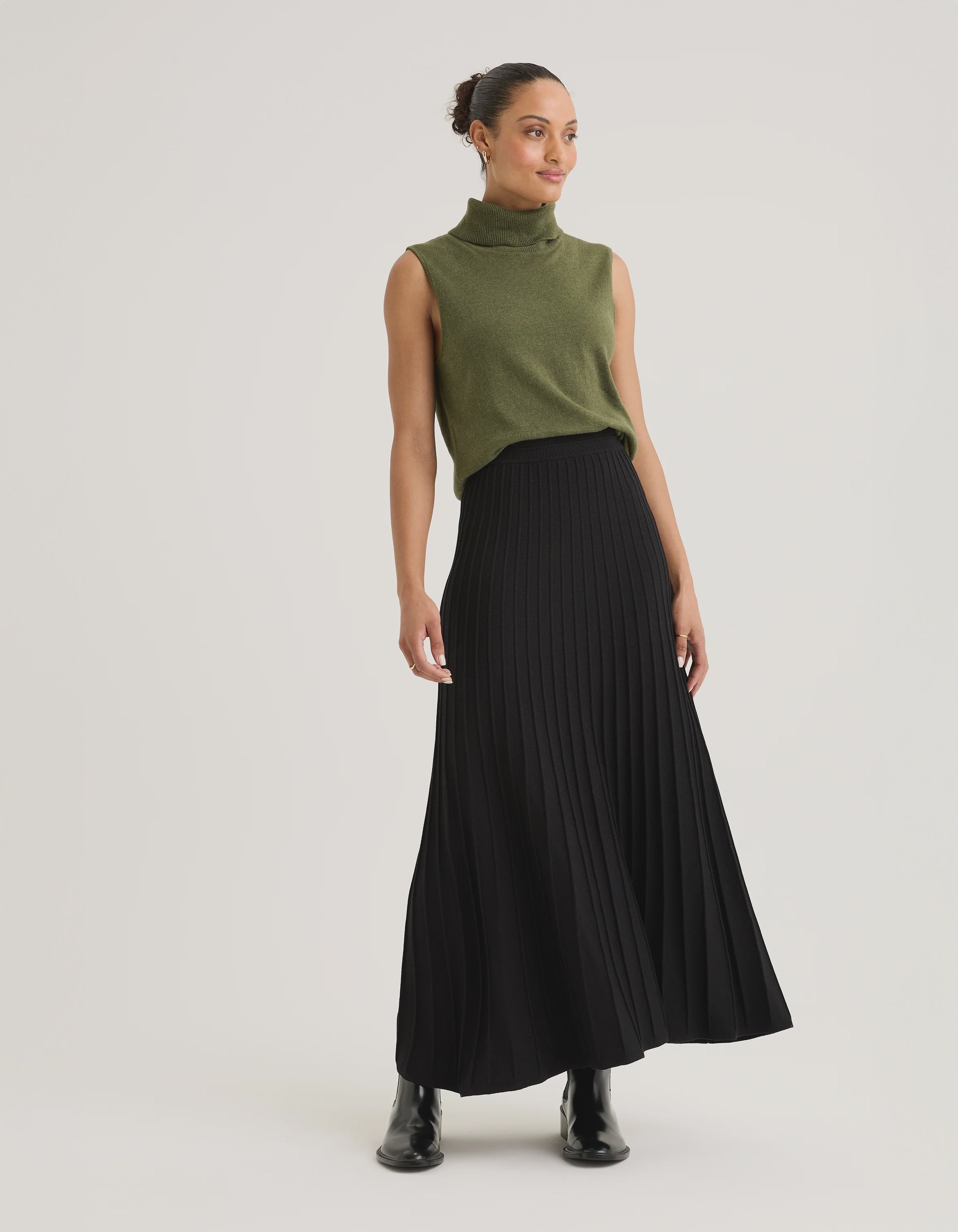 Yarra Trail Tranquil Knit | Khaki