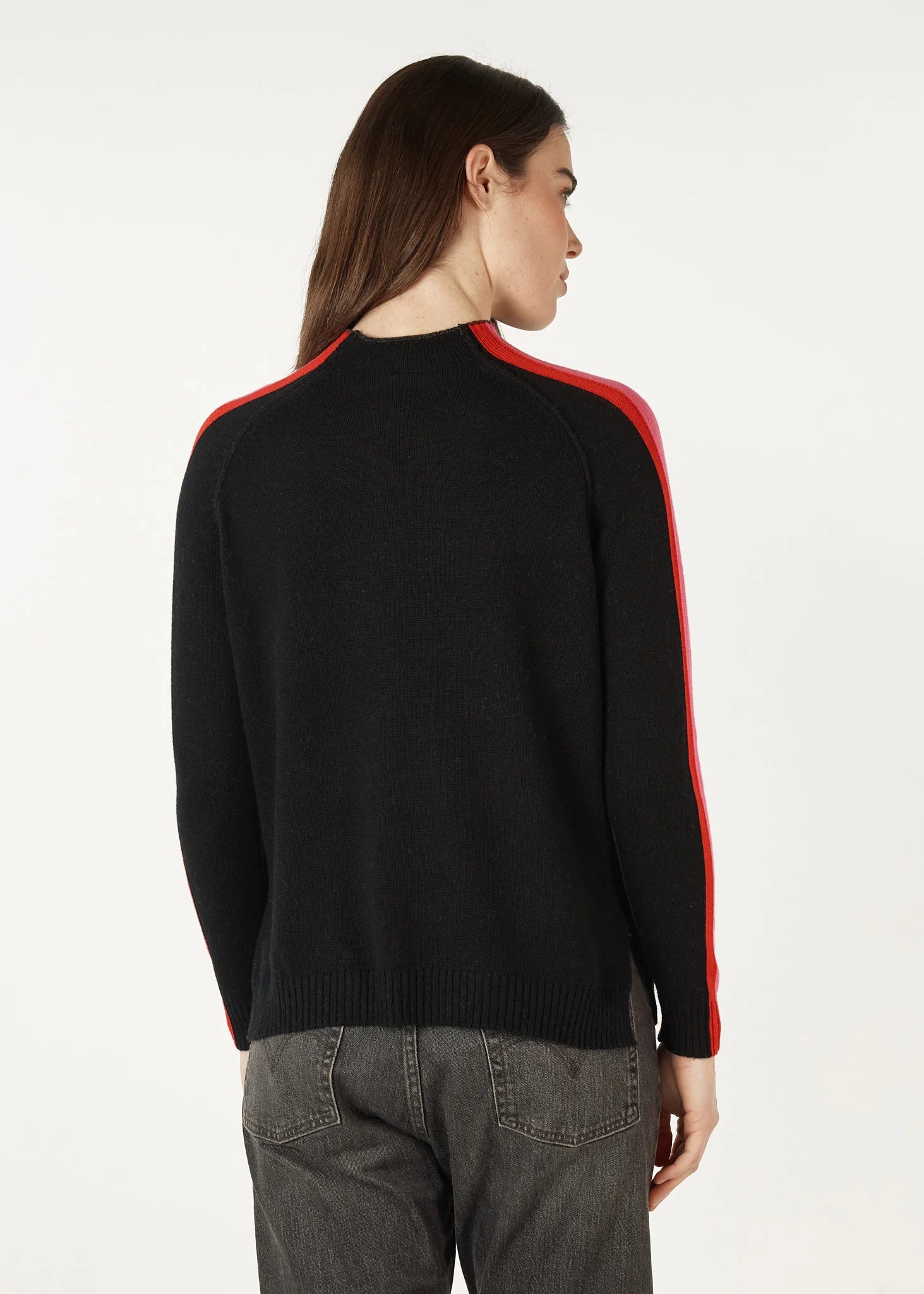Zaket & Plover Contrast Funnel Neck | Charcoal