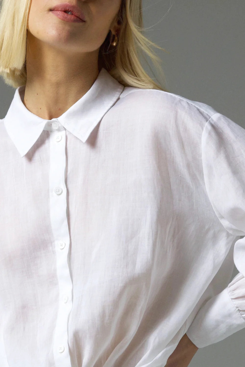 Zoe Kratzmann SidleTop | Porcelain